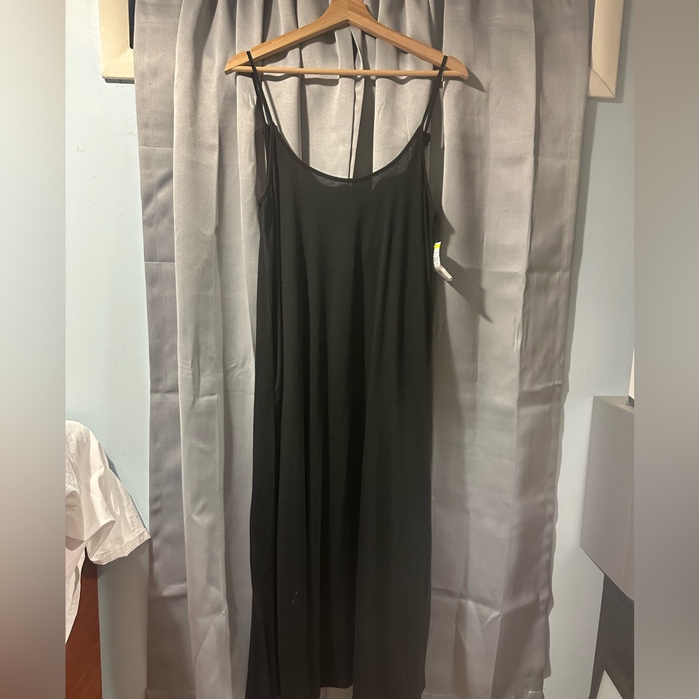 Nordstrom Rack Strap Summer Maxi Dress Black Ruffle Back NWT Size Small